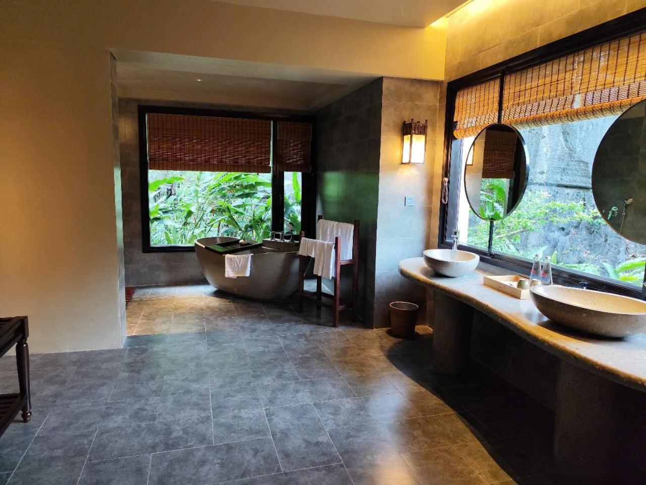 Jiva Hoa Lu Retreat Hotel Нин Бин Екстериор снимка